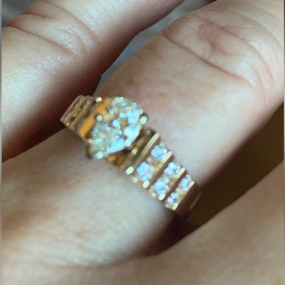 Beautiful Pear Shaped Diamond Engagement Ring - Picture 7 of 9